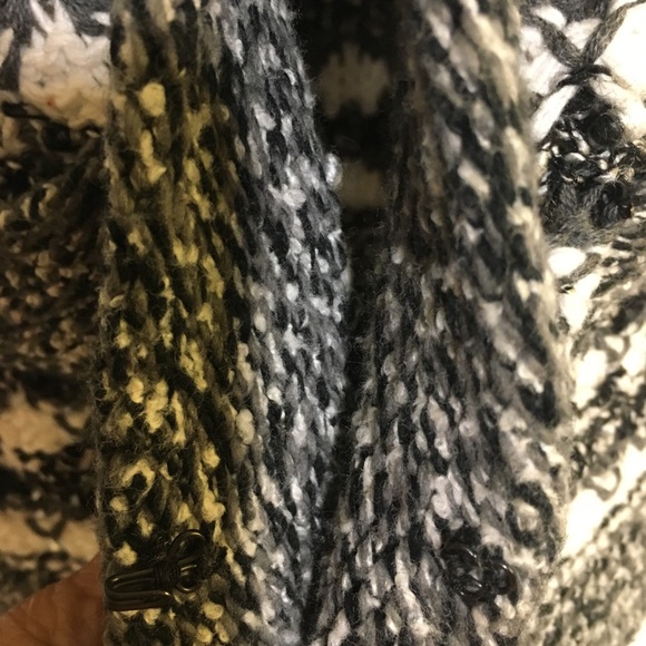 Liz & Co. Sweater Wool Blend, Hook and Eye Closure - Picture 3 of 8